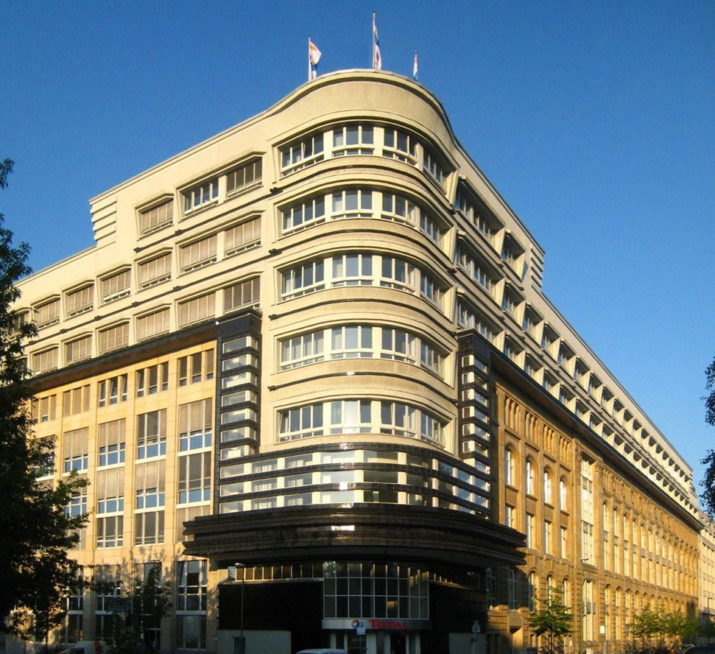 Das Mosse-Haus mit historischer Fassade