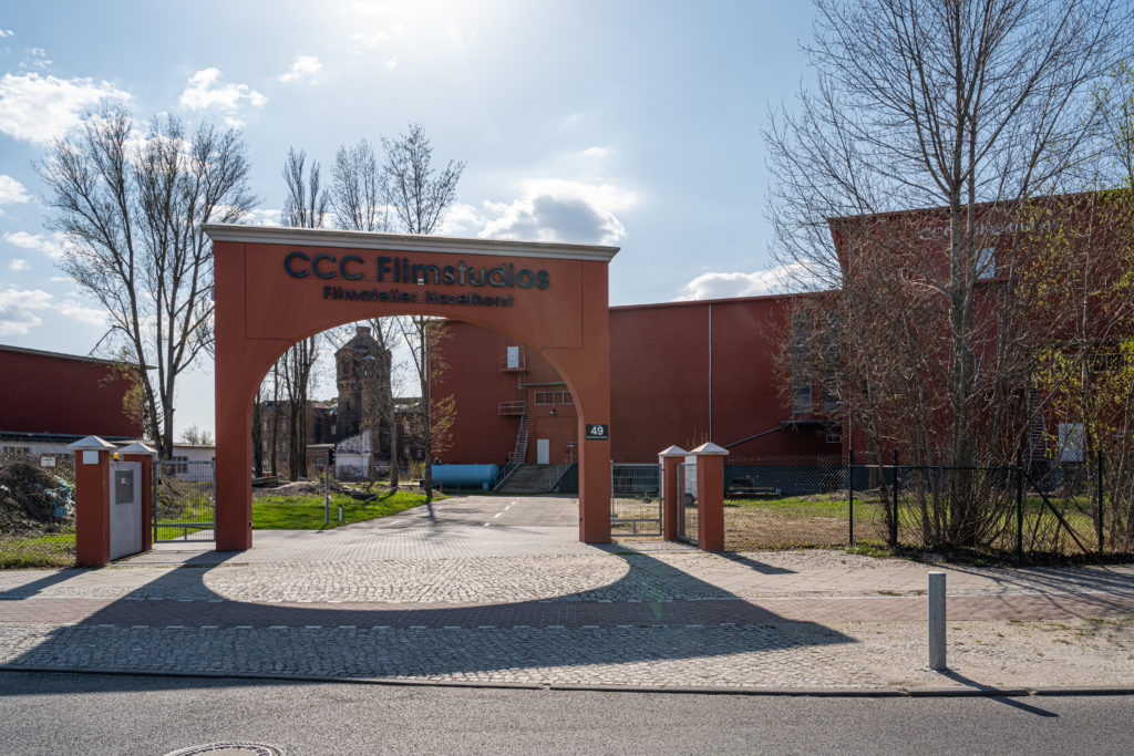 Königliche Pulverfabrik, Eingang zu den CCC-Filmstudios