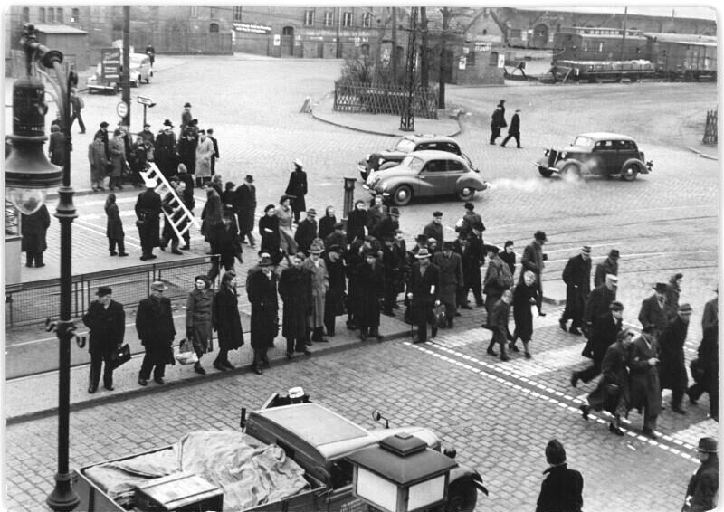 Zebrastreifen Schöneweide erster Fußgängerschutzweg 1952