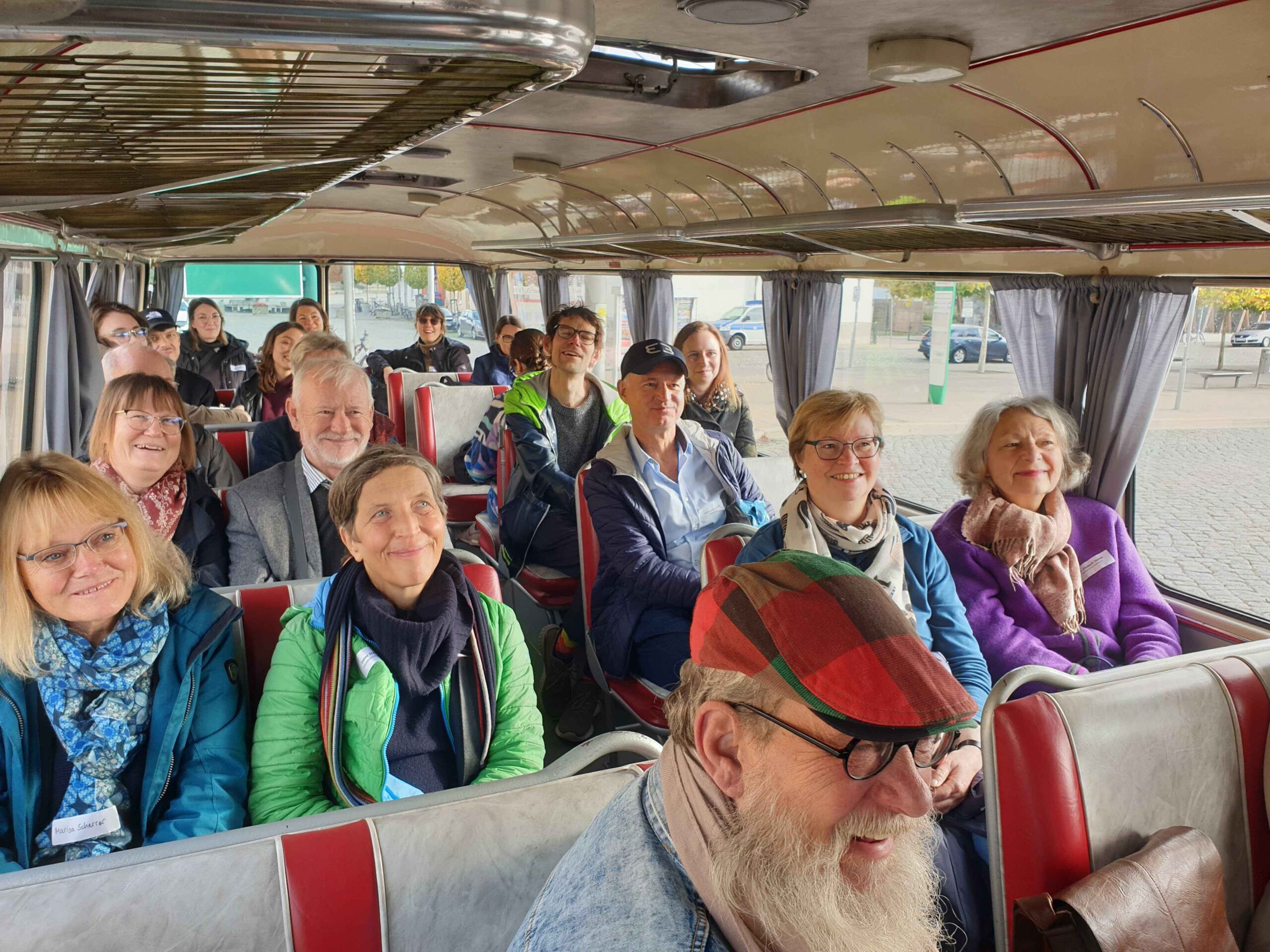 Fahrt im historischen Omnibus. | bzi/Foto: Karsten Feucht, 2025