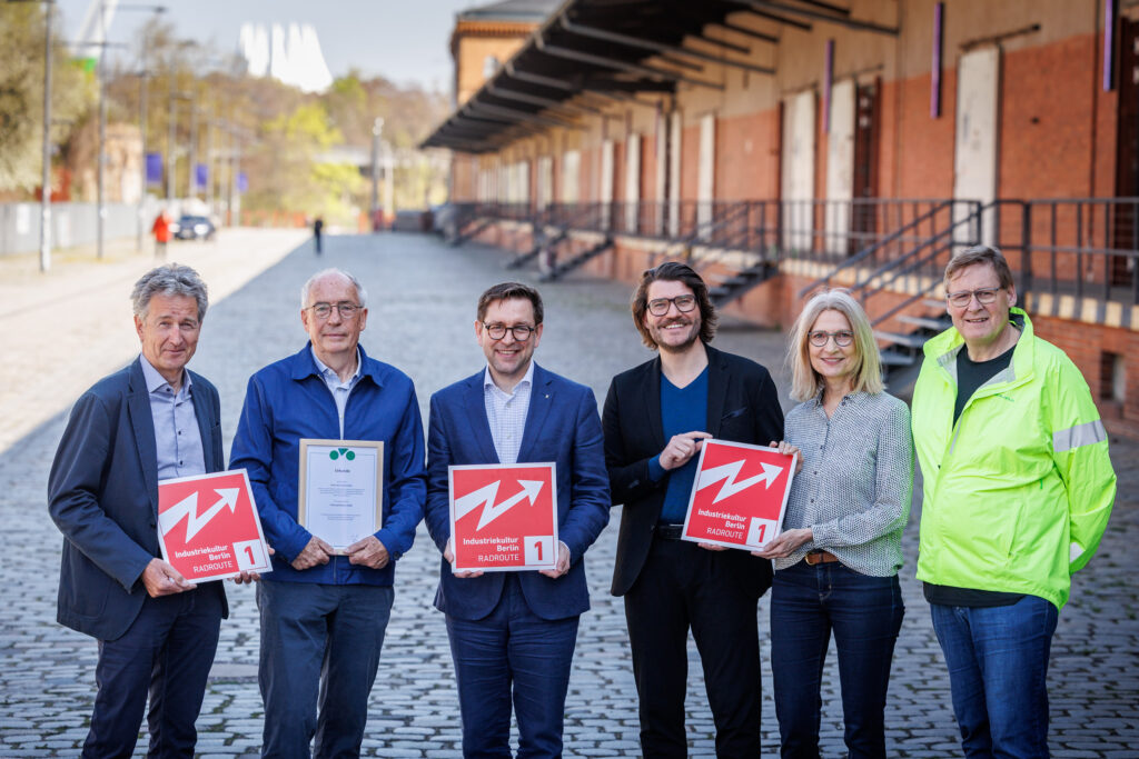 Gruppenbild zum Pressetermin: Eröffnung der Radroute,