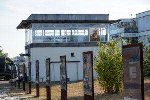 Grenzübergangsstelle Drewitz / Checkpoint Bravo