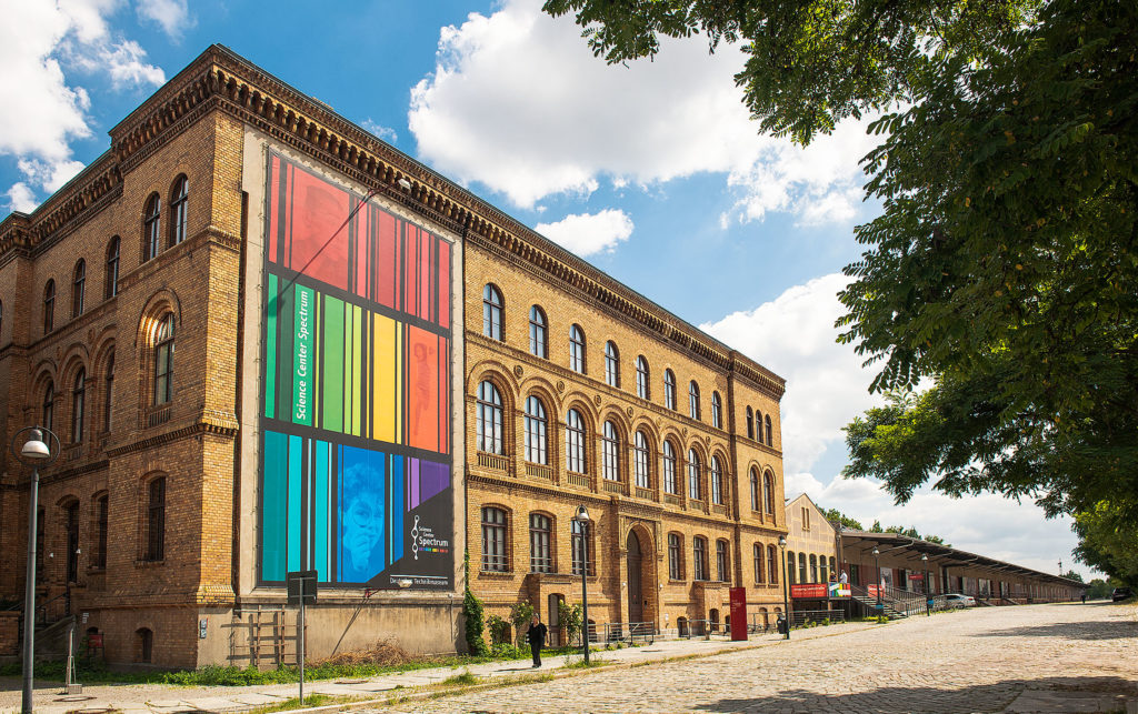 Ladestraße Science Center